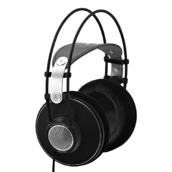 AKG K612