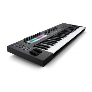 NOVATION Launchkey  49 MK3