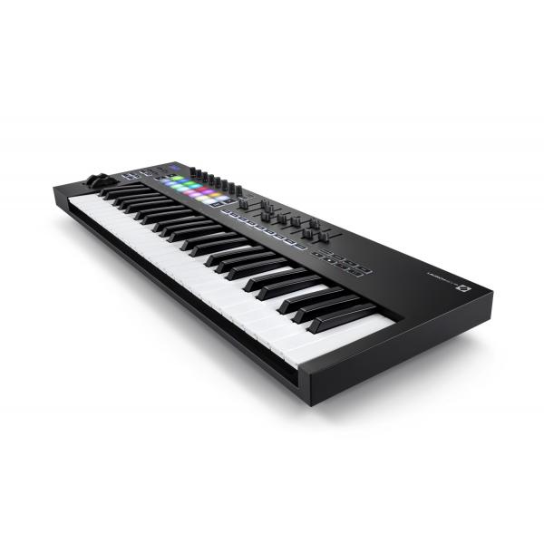 NOVATION Launchkey  49 MK3